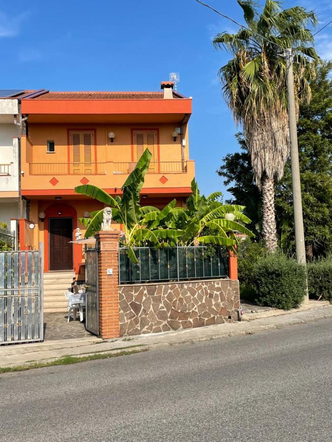 Residence Don Turi Villafranca Tirrena Bagian luar foto