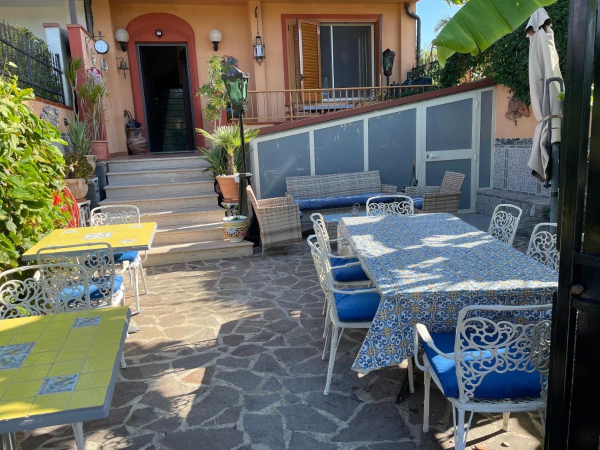 Residence Don Turi Villafranca Tirrena Bagian luar foto