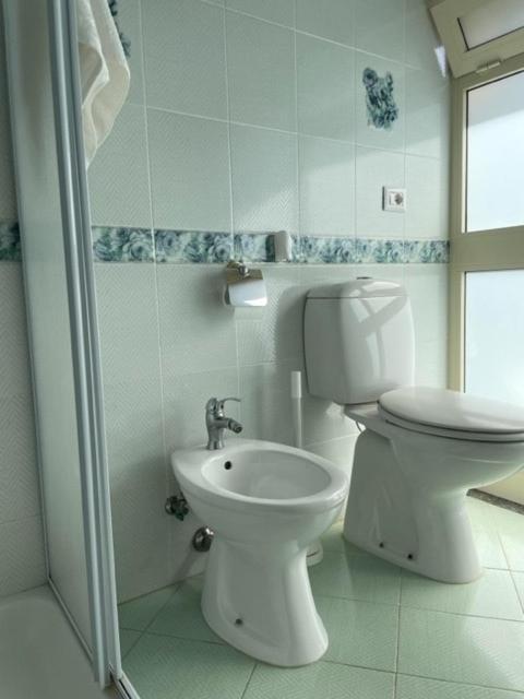 Residence Don Turi Villafranca Tirrena Bagian luar foto