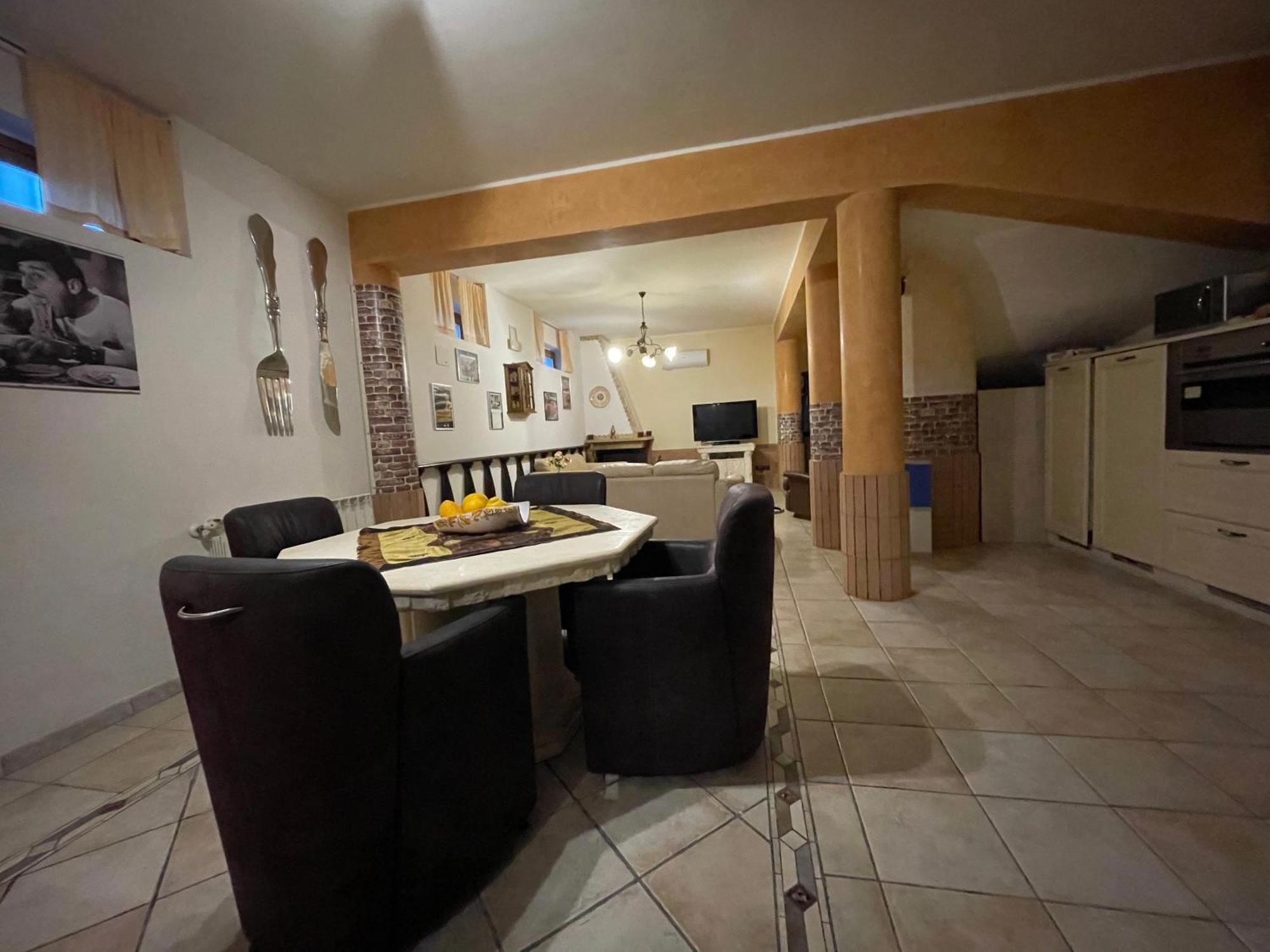 Residence Don Turi Villafranca Tirrena Bagian luar foto